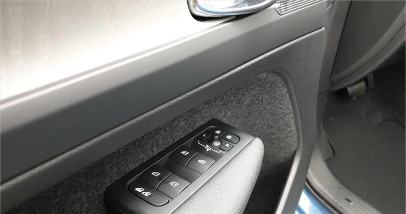 Volvo XC 40 cena 159511 przebieg: 5, rok produkcji 2023 z Kraśnik małe 407